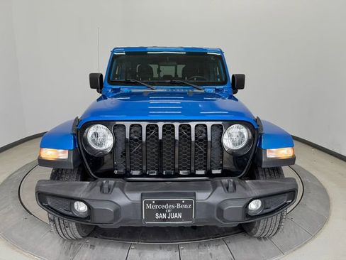 Used 2022 Jeep Gladiator Willys image 12