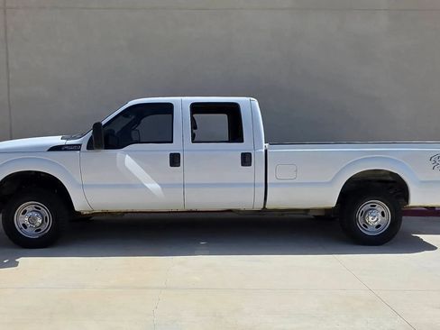 Used 2011 Ford F250 XL w/ XL Value Pkg AWD/4WD image 6