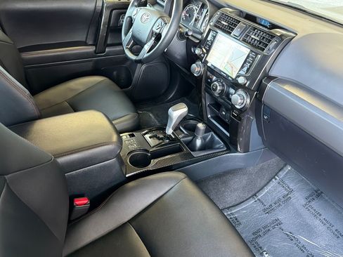 Certified 2024 Toyota 4Runner TRD Off-Road Premium w/ Off Road Premium Plus Package AWD/4WD image 15