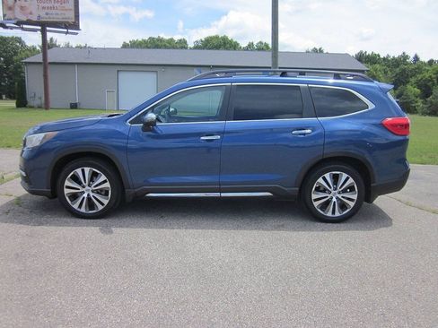 Used 2019 Subaru Ascent Touring w/ Popular Package #3 AWD/4WD image 2