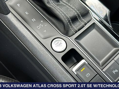 Used 2023 Volkswagen Atlas Cross Sport SE w/ Panoramic Sunroof Package FWD image 22