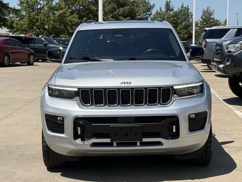 Used 2021 Jeep Grand Cherokee L Overland w/ Luxury Tech Group IV AWD/4WD image 8