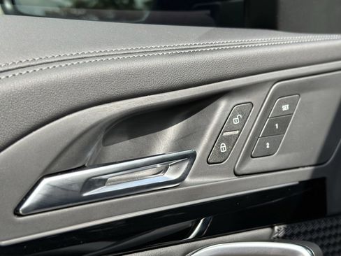 Used 2025 BMW X1 xDrive28i w/ Technology Package image 21