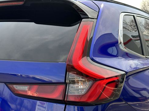 Used 2024 Honda CR-V Sport Touring image 12