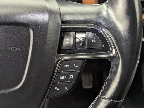 Used 2022 Lincoln Nautilus Reserve w/ Luxury Package image 24