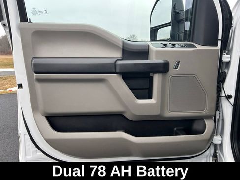 Used 2020 Ford F350 XL w/ Power Equipment Group image 16