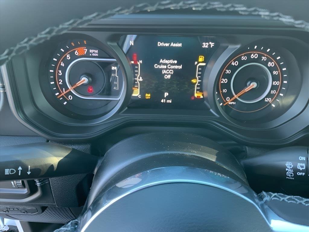 New 2026 Jeep Wrangler Unlimited Sahara AWD/4WD image 16
