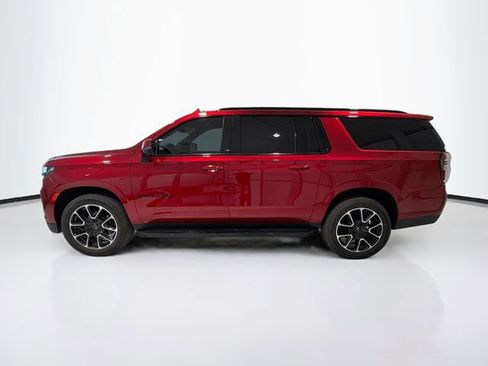 Used 2022 Chevrolet Suburban RST w/ Luxury Package image 4