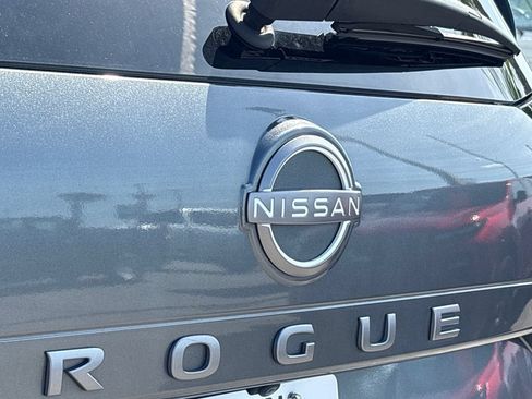 Used 2024 Nissan Rogue S FWD image 26