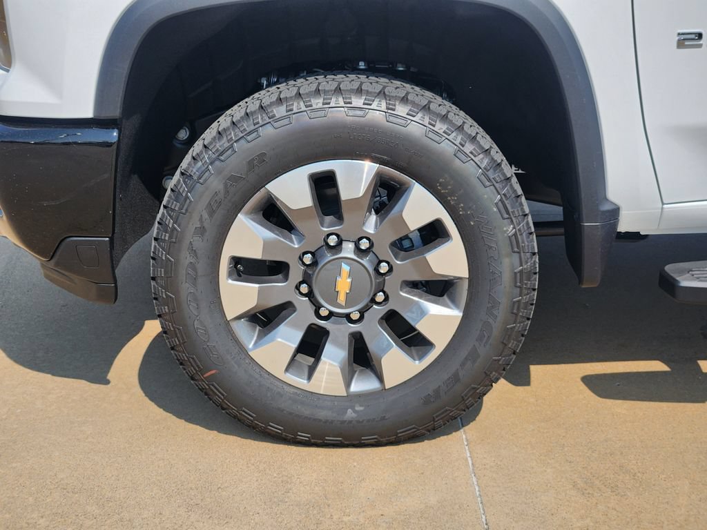 New 2026 Chevrolet Silverado 2500 Custom w/ Custom Convenience Package AWD/4WD image 8