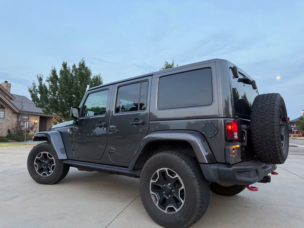 Used 2017 Jeep Wrangler Unlimited Rubicon AWD/4WD image 16