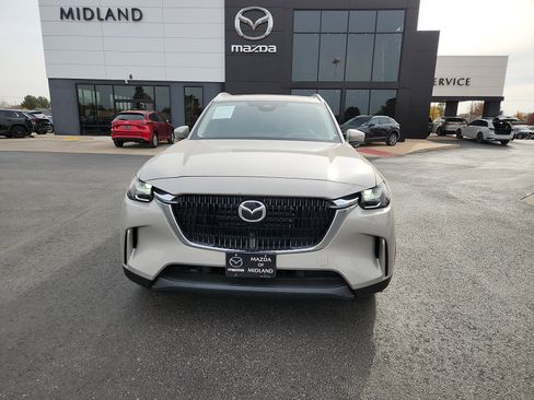 Used 2024 MAZDA CX-90 3.3 Turbo w/ Preferred Plus image 2