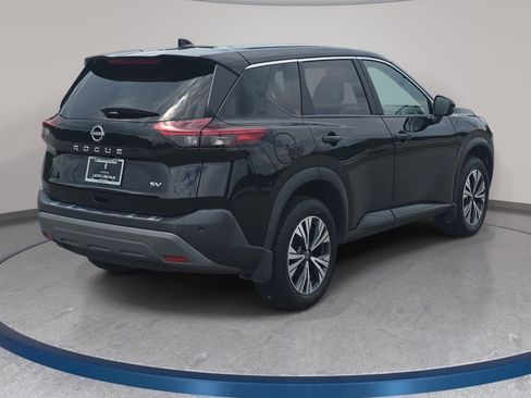 Used 2022 Nissan Rogue SV FWD image 5