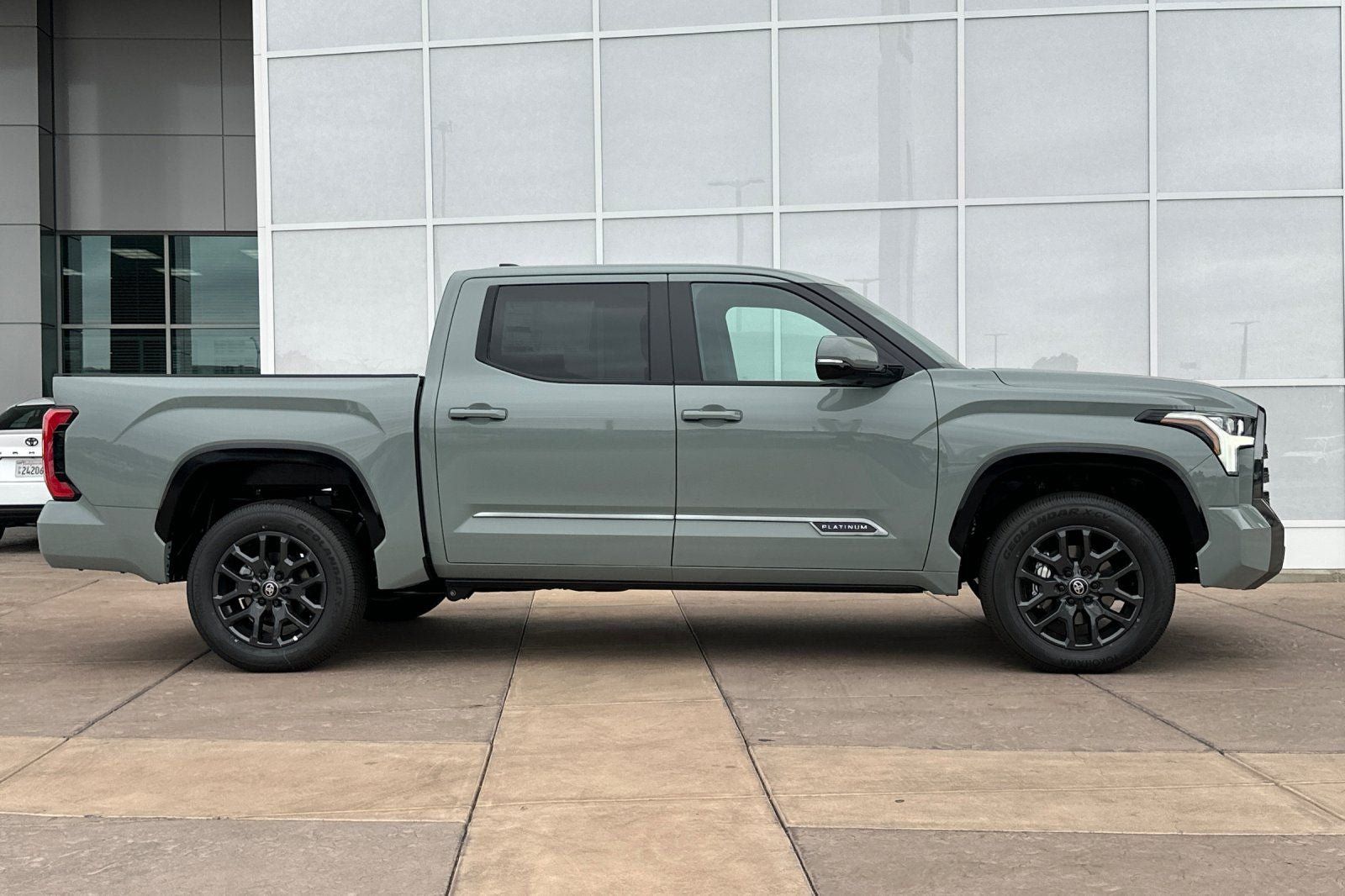 New 2026 Toyota Tundra Platinum AWD/4WD image 3