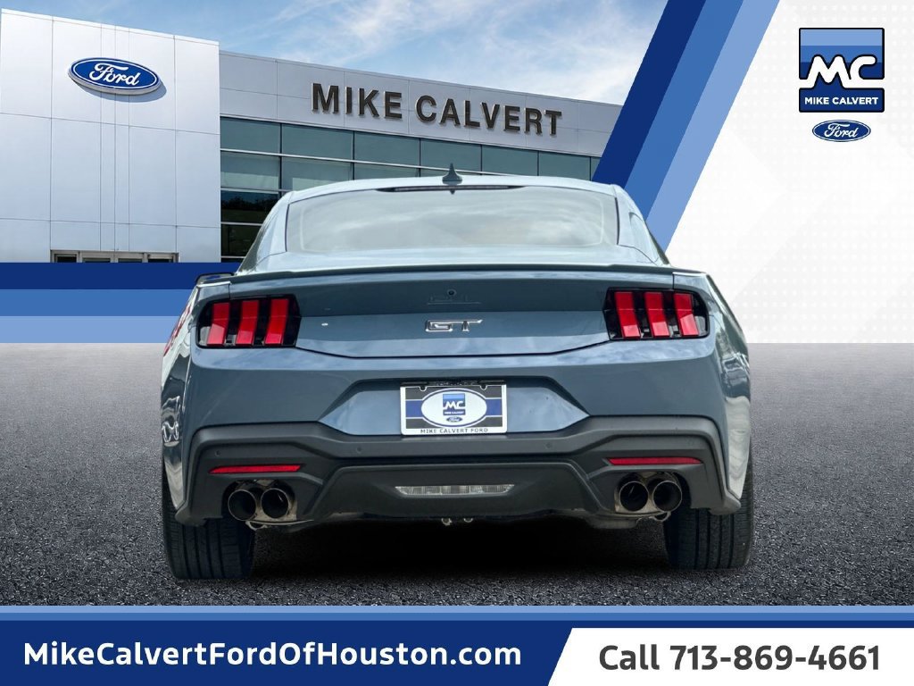 Used 2025 Ford Mustang GT Premium RWD image 4