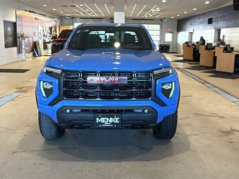 New 2025 GMC Canyon Elevation w/ Convenience Package image 3