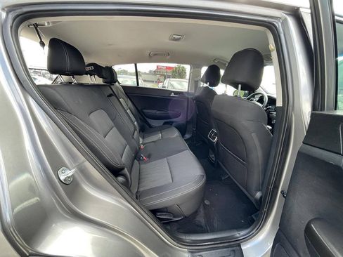 Used 2017 Kia Sportage LX AWD/4WD image 11