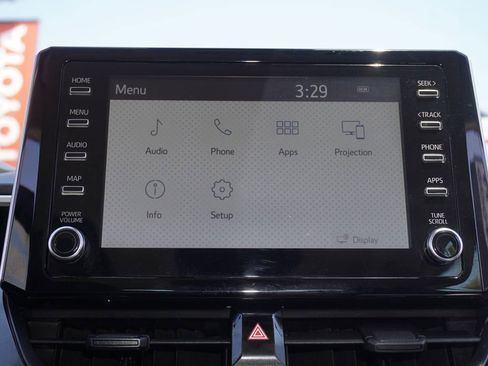 Used 2020 Toyota Corolla LE FWD image 13