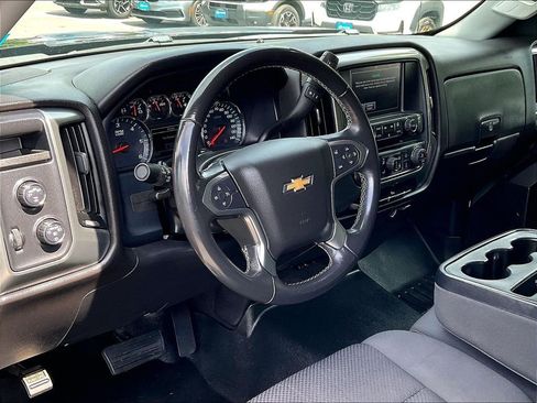 Used 2018 Chevrolet Silverado 1500 LT w/ All Star Edition AWD/4WD image 8