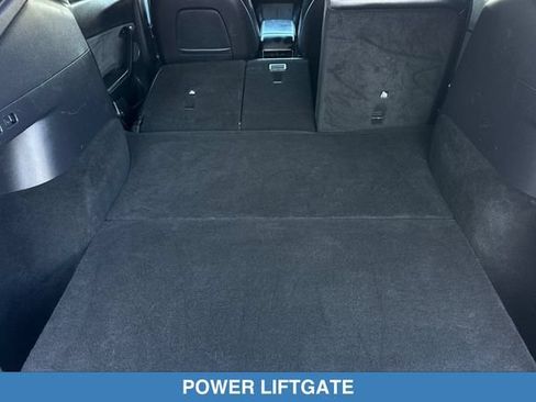 Used 2021 Tesla Model Y Long Range AWD/4WD image 17