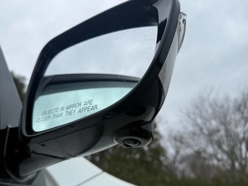 Used 2017 Nissan Pathfinder SL w/ SL Premium Package image 14