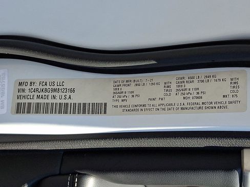 Used 2021 Jeep Grand Cherokee L Limited w/ MOPAR Finishing Package AWD/4WD image 27