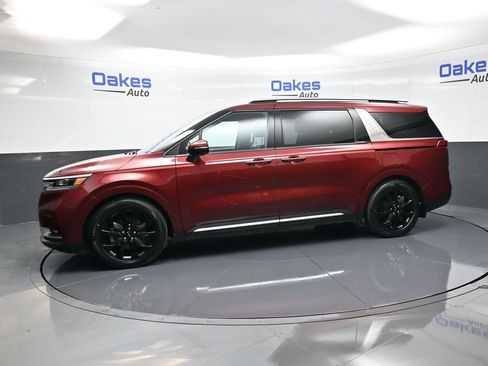 Certified 2024 Kia Carnival SX Prestige image 5