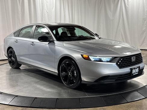 Used 2024 Honda Accord Sport image 7