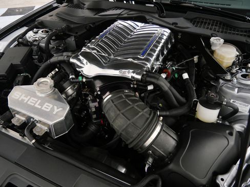 Used 2021 Ford Mustang GT Premium w/ GT Performance Package RWD image 13