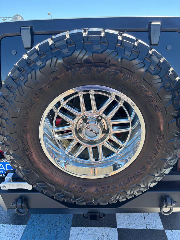 Used 2013 Jeep Wrangler Unlimited Sport AWD/4WD image 36