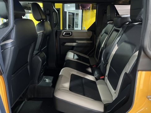 Used 2021 Ford Bronco Wildtrak image 18