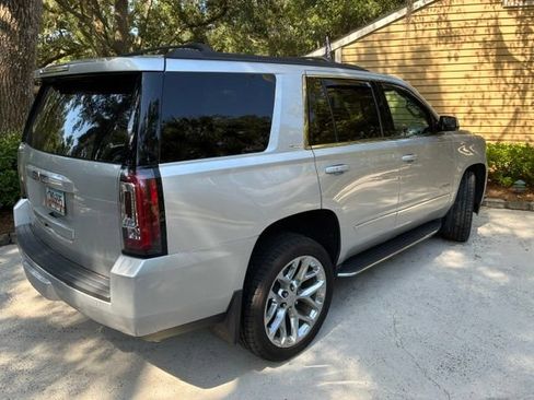 Used 2020 GMC Yukon SLT w/ Premium Edition RWD image 2