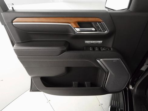 Used 2022 GMC Sierra 1500 Denali image 11