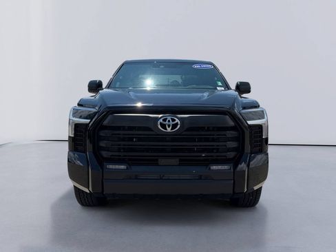 Used 2025 Toyota Tundra SR5 AWD/4WD image 8