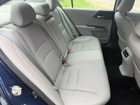 Used 2016 Honda Accord EX-L image 32