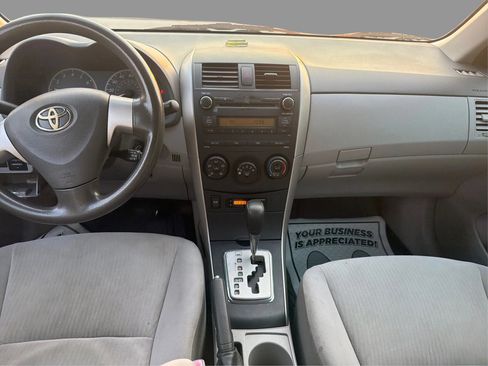 Used 2010 Toyota Corolla FWD image 16