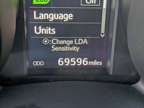 Used 2017 Toyota Corolla iM image 11