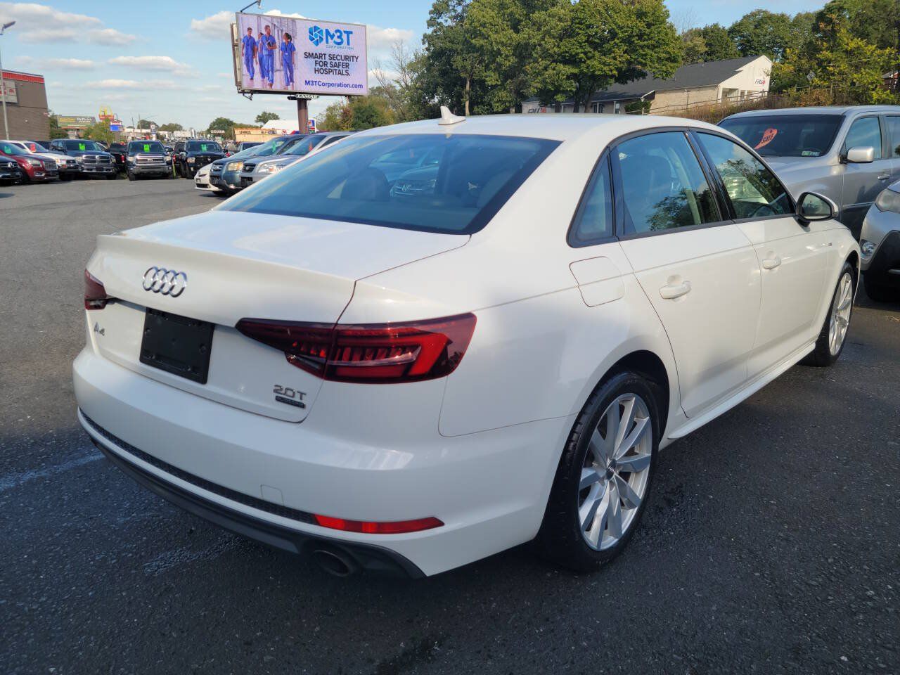 Used 2018 Audi A4 2.0T Premium w/ Convenience Package AWD/4WD image 4
