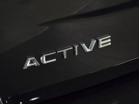 New 2026 Ford Expedition Active image 3