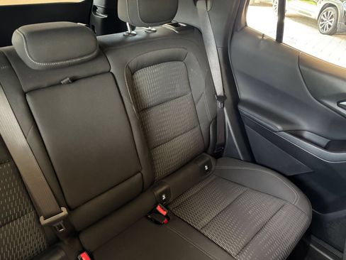 Used 2025 Chevrolet Equinox LT FWD image 39
