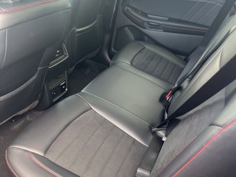 Used 2024 Ford Edge ST-Line image 6