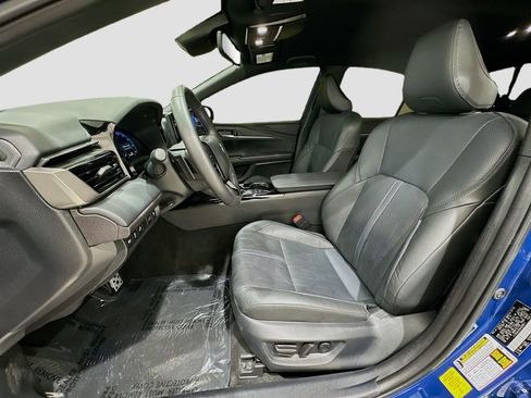 Used 2025 Toyota Camry XSE image 22