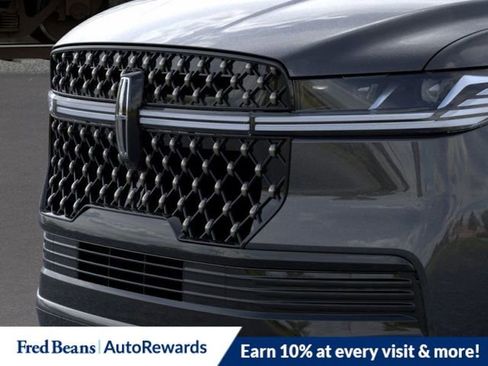 New 2026 Lincoln Navigator L Black Label AWD/4WD image 18