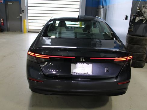 Certified 2023 Honda Accord EX image 43