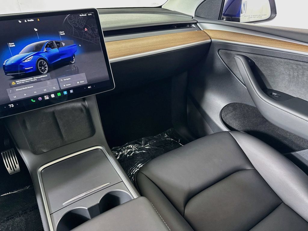 Used 2023 Tesla Model Y Long Range AWD/4WD image 22