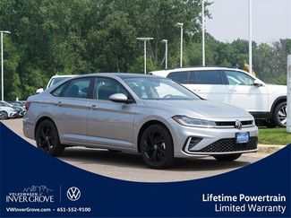 New 2025 Volkswagen Jetta SE video 1