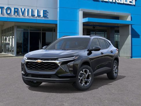 New 2026 Chevrolet Trax LT w/ Driver Confidence Package image 6