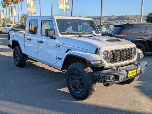 New 2026 Jeep Gladiator Sport image 1