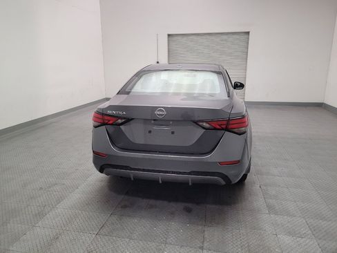 Used 2025 Nissan Sentra SV FWD image 7