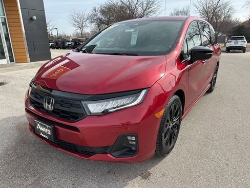 Used 2025 Honda Odyssey Sport-L image 2